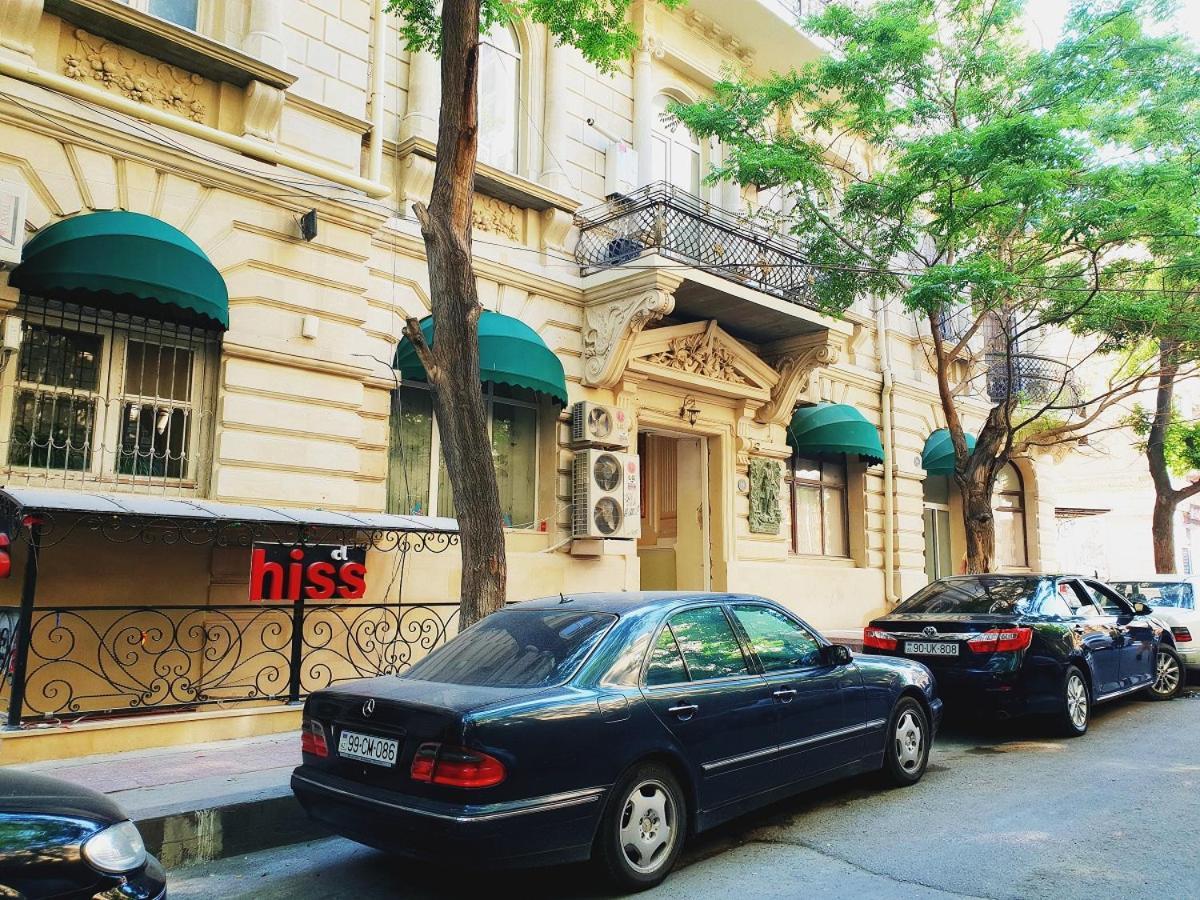 Central Apartment "Ameliya" Баку Экстерьер фото